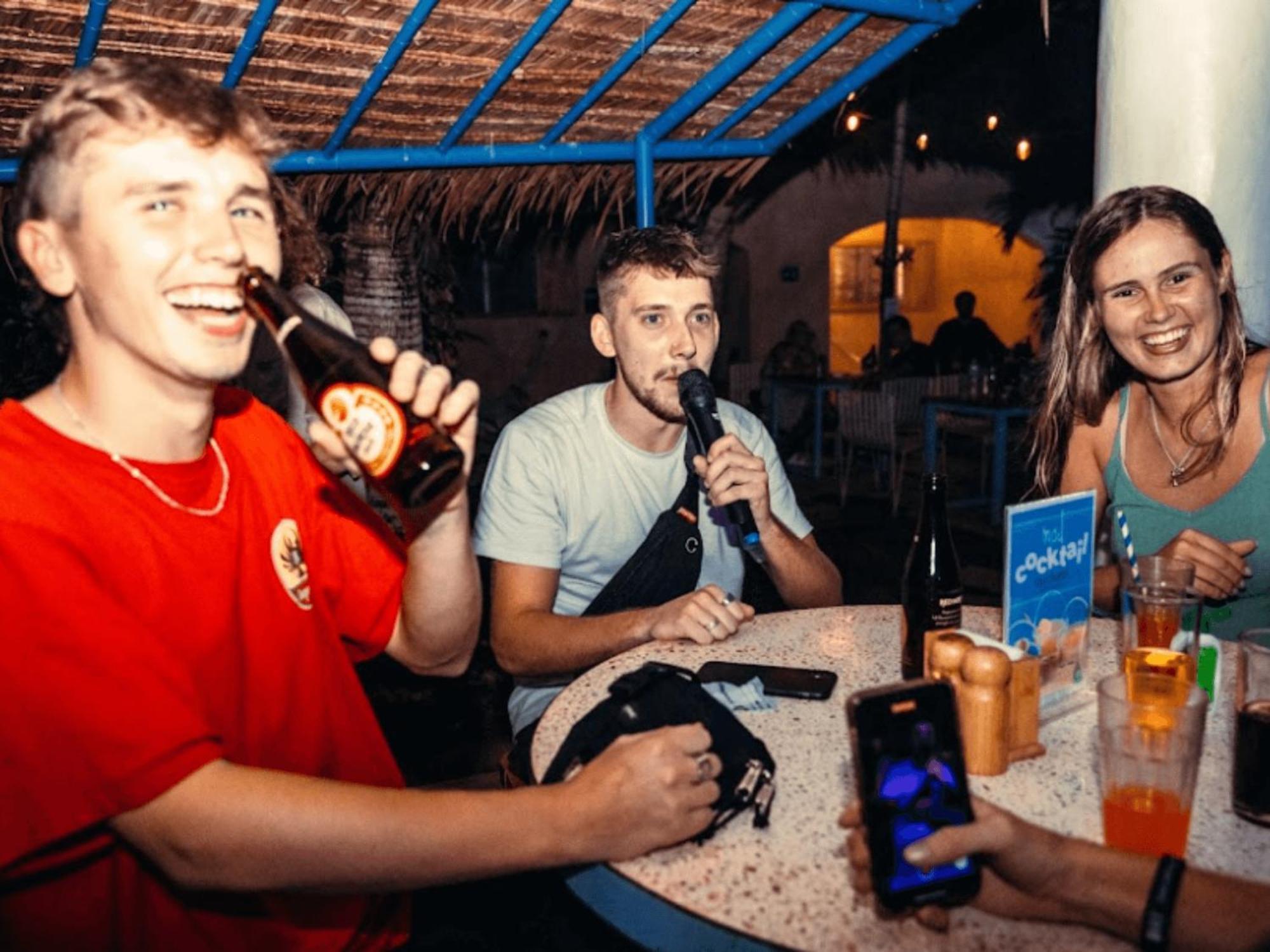 بيت شباب Mad Monkey بنغلاو المظهر الخارجي الصورة